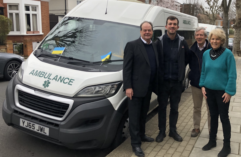 Stephen Hammond MP meeting with the Convoy of Hope.